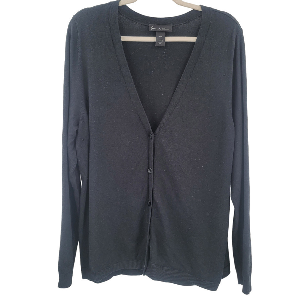 Lane Bryant Black V-Neck Button Front Cardigan Sweater Size 18/20 Long Sleeve